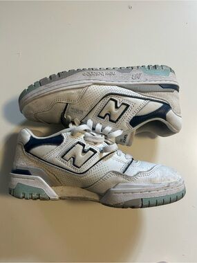 New Balance 550s